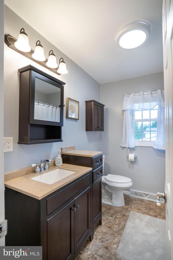 354 W Sycamore Road photo 16