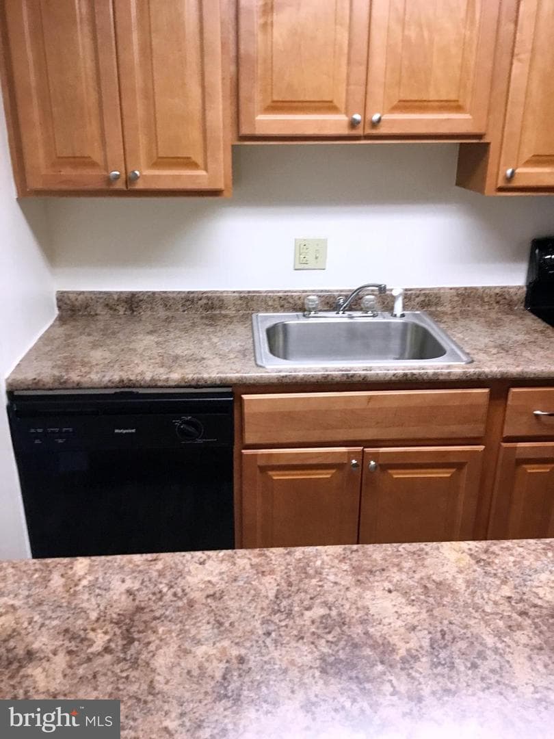 255 E Beaver Avenue #611 photo 6