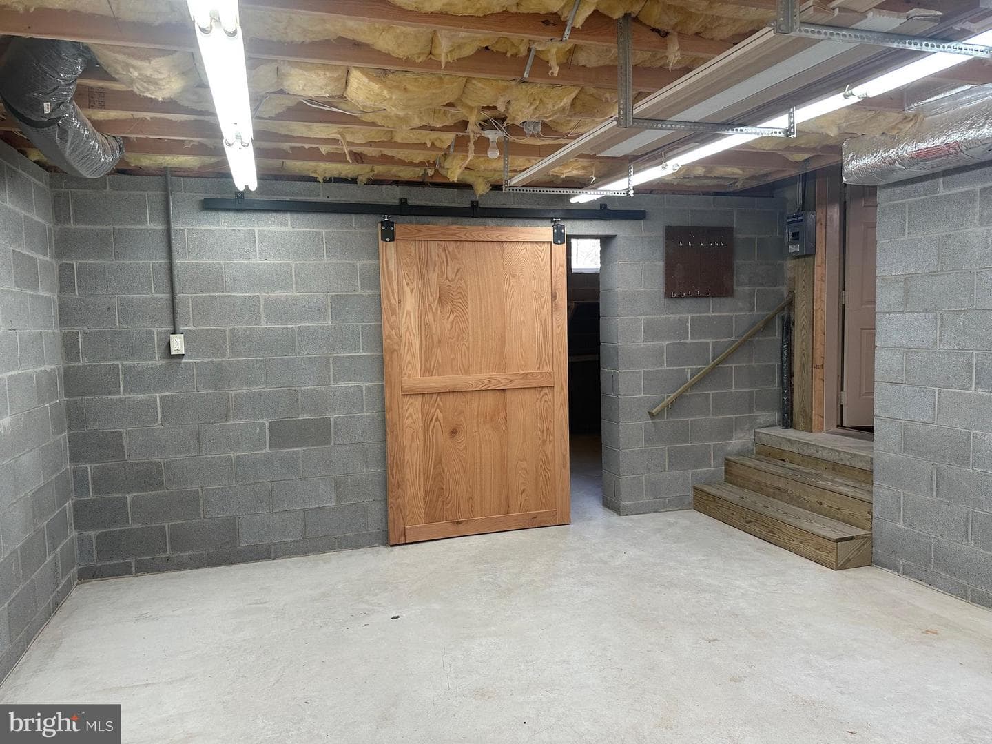 1007 Amelia Ave. photo 59