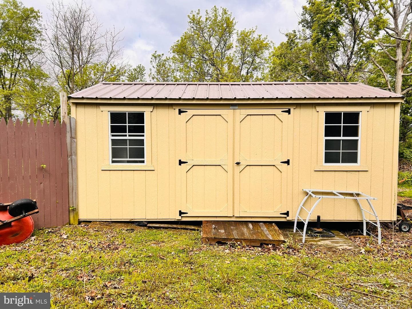 211 N Vanessa Drive photo 4