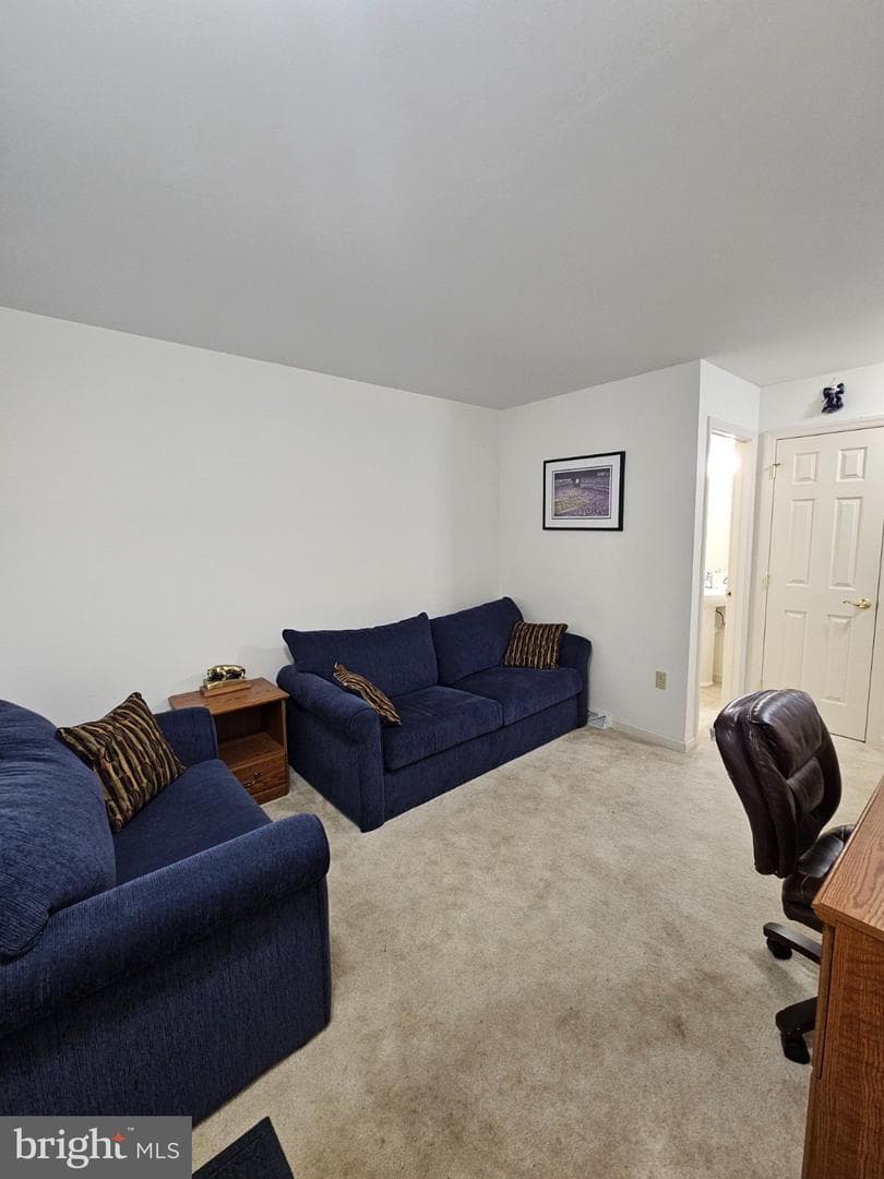 106 Lincoln Avenue photo 3