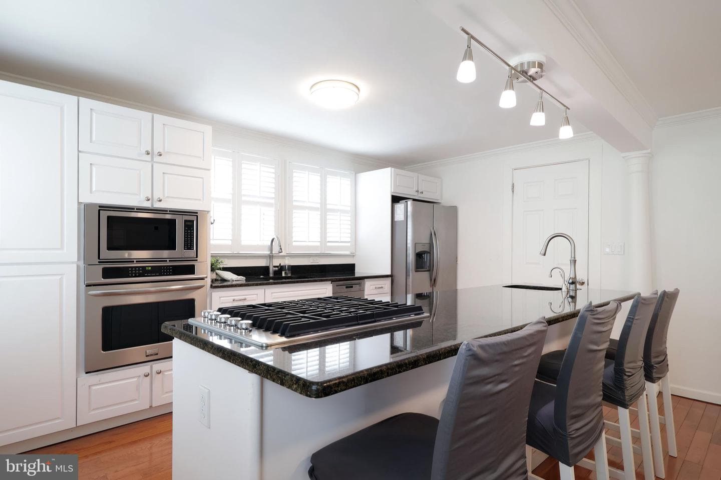 222 S Gill Street photo 23