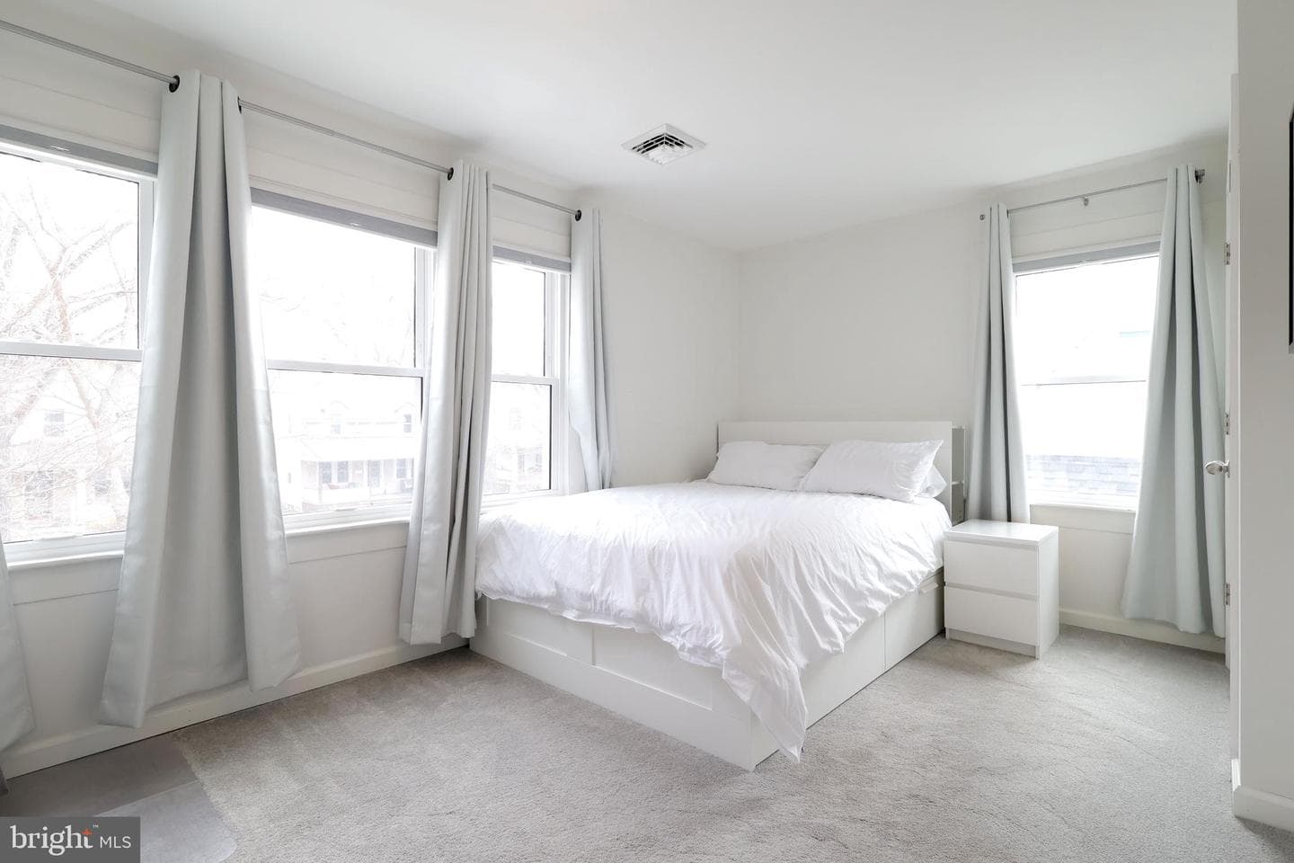222 S Gill Street photo 28