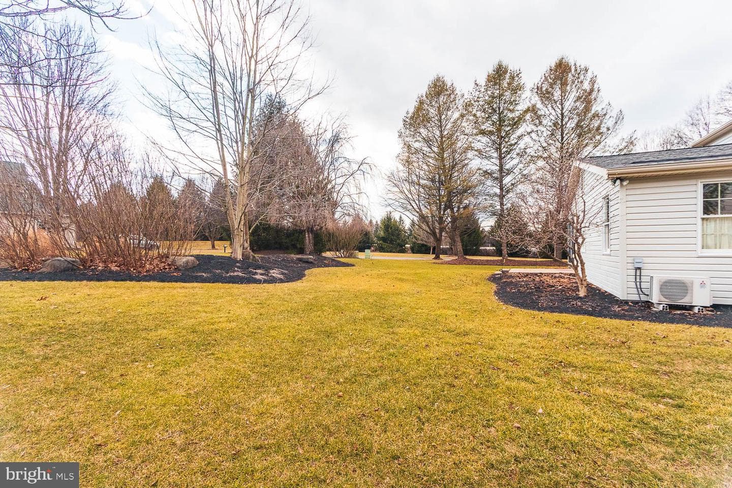 1460 Yardal Road photo 61