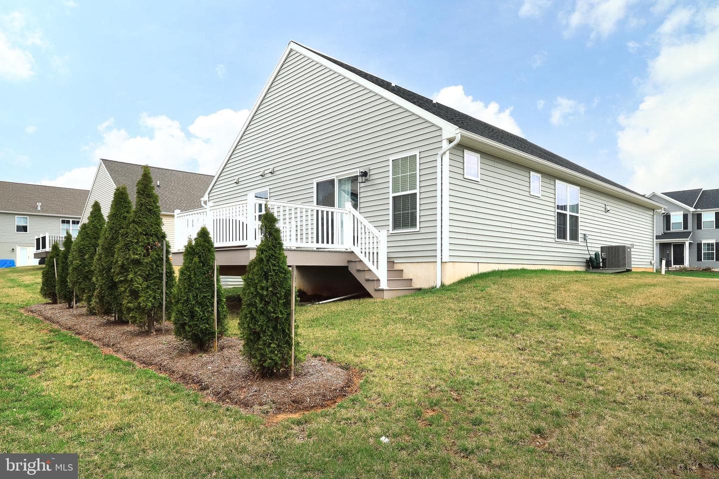 145 Kephart Street photo 35