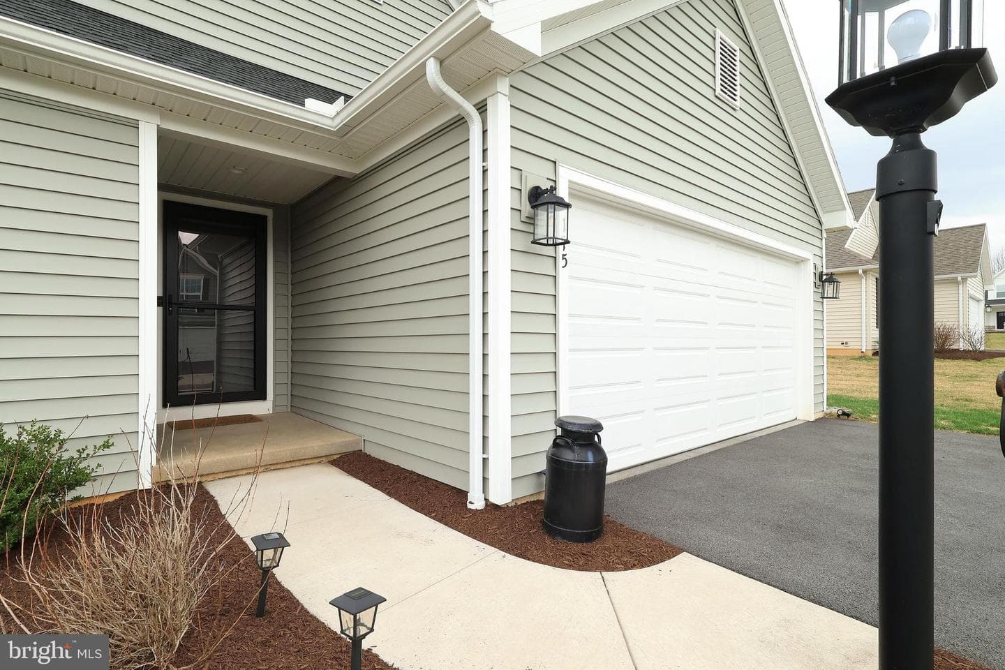 145 Kephart Street photo 4