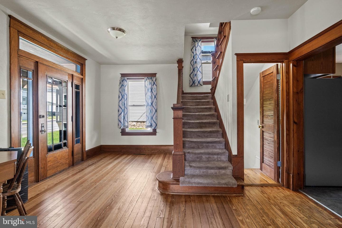 209 S High Street photo 5