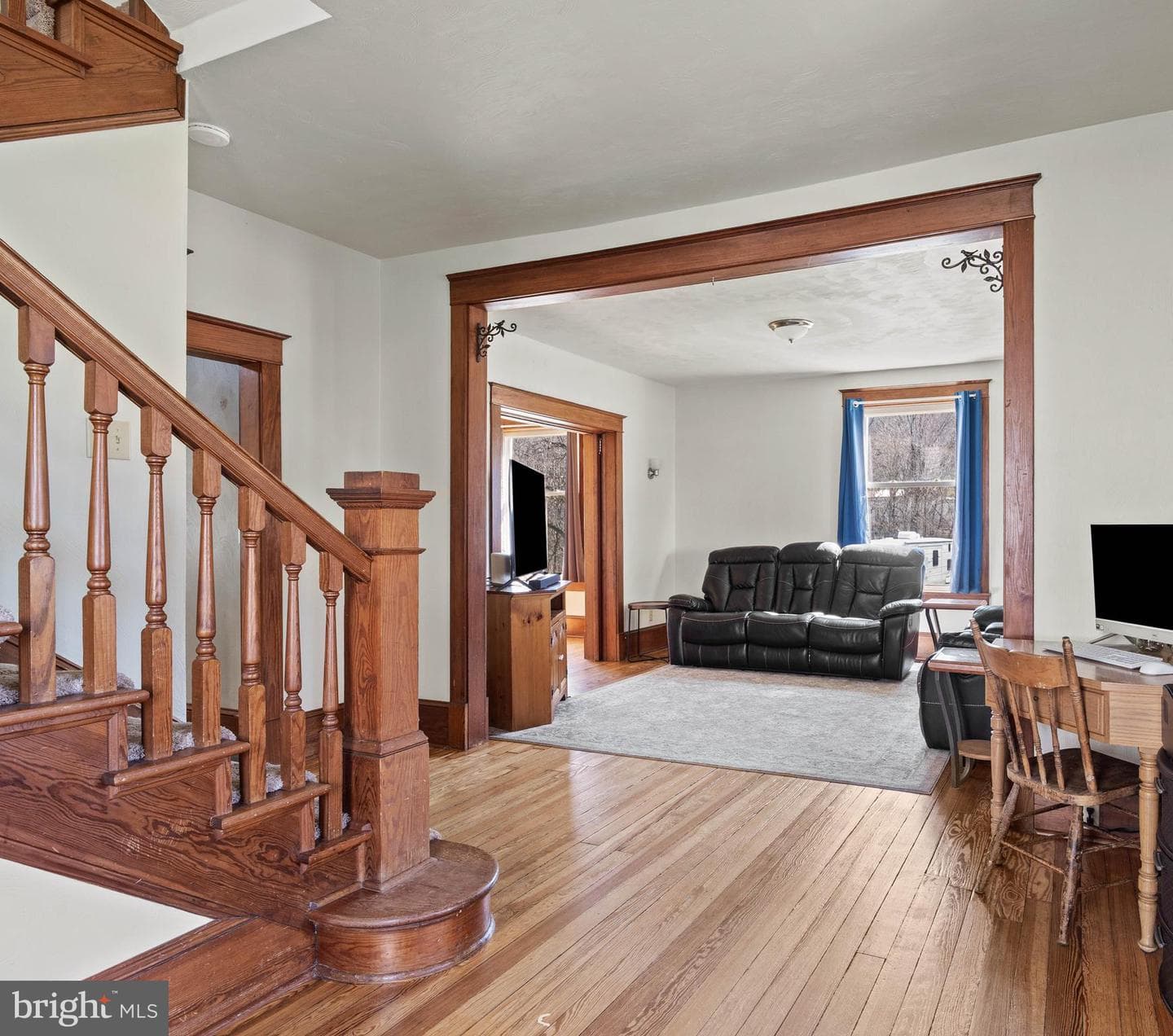 209 S High Street photo 7