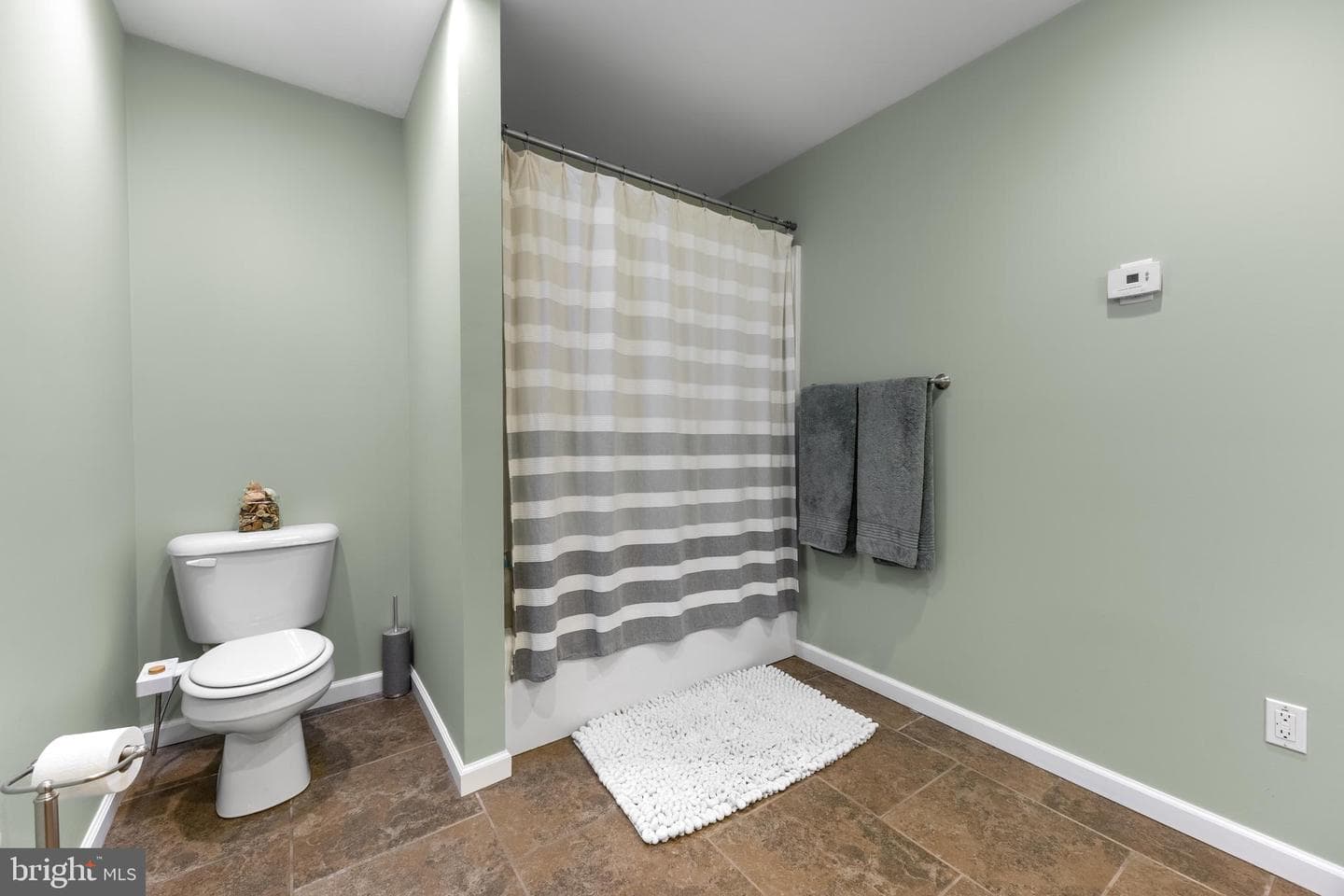 805 E High Street photo 19