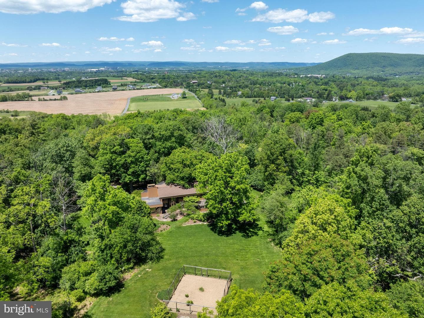 602 Windmill Road photo 22