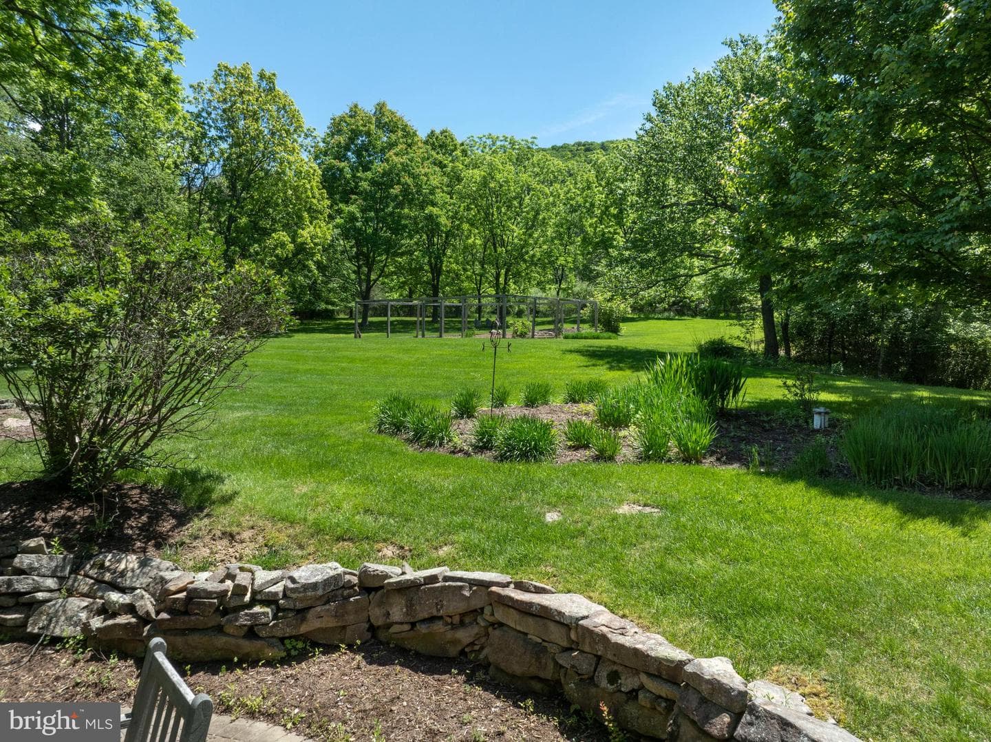 602 Windmill Road photo 9