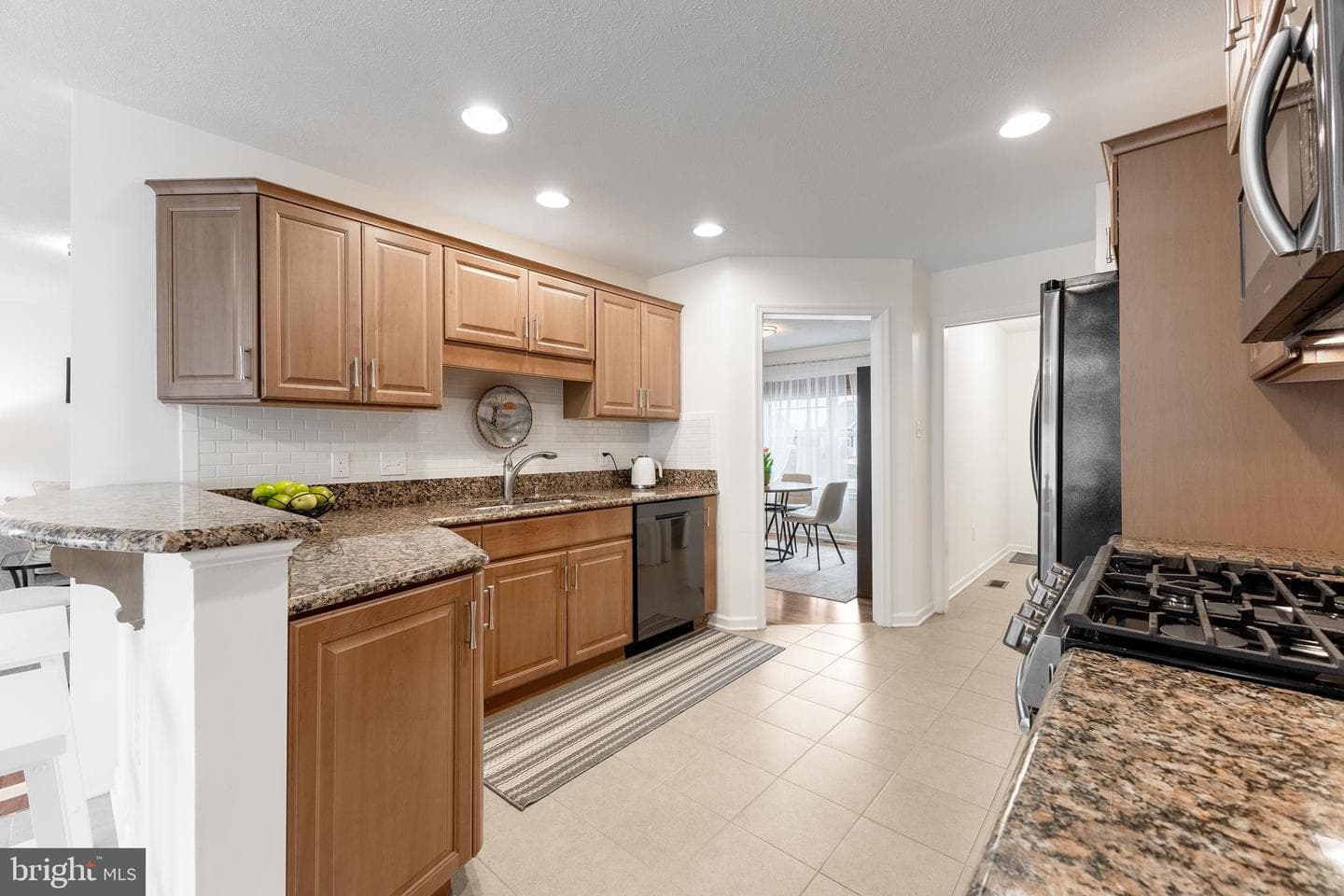 143 Shady Hollow Drive photo 11
