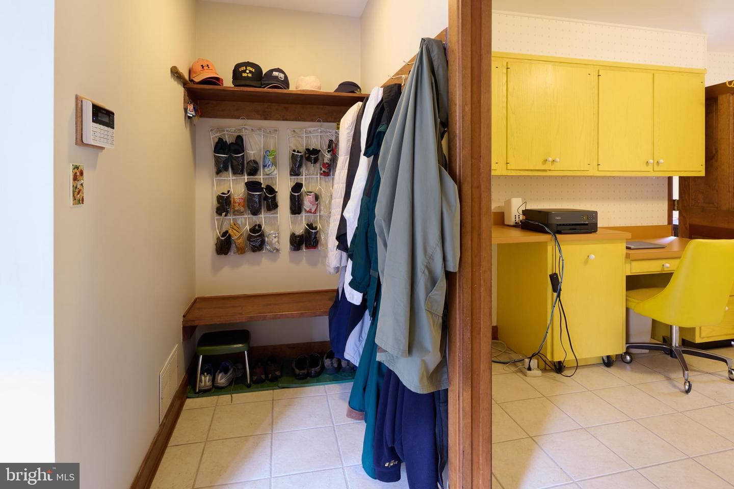576 E Shadow Lane photo 38