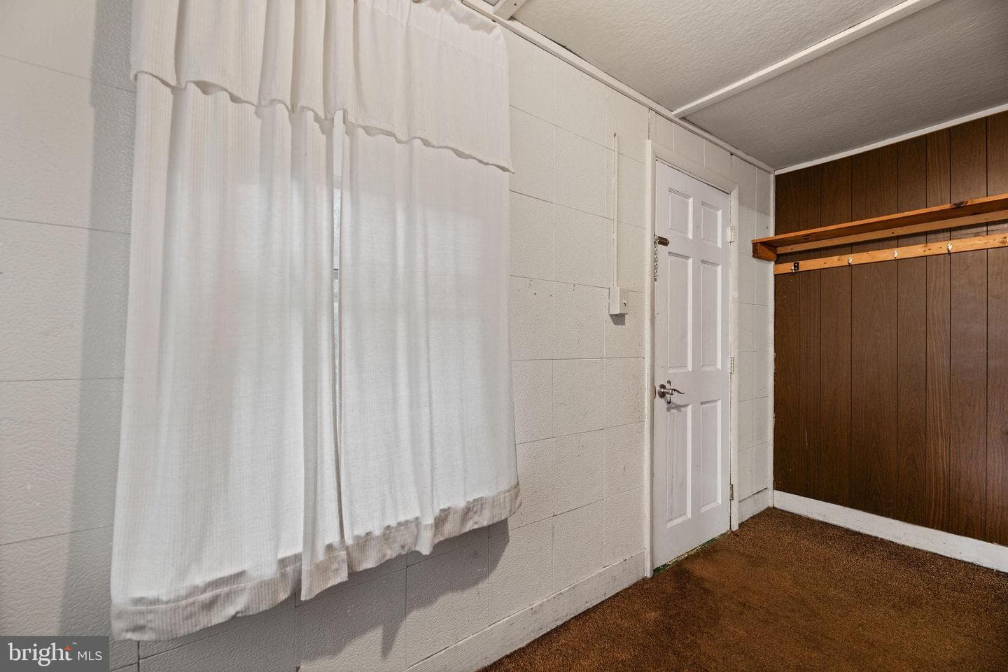 165 Richard Street photo 20