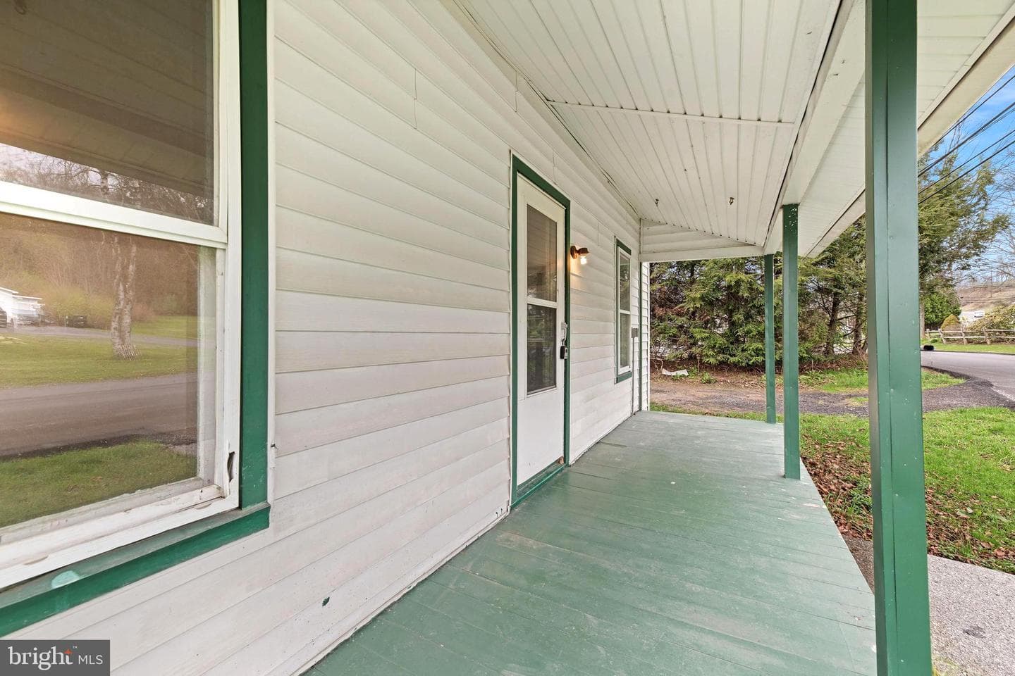 165 Richard Street photo 9