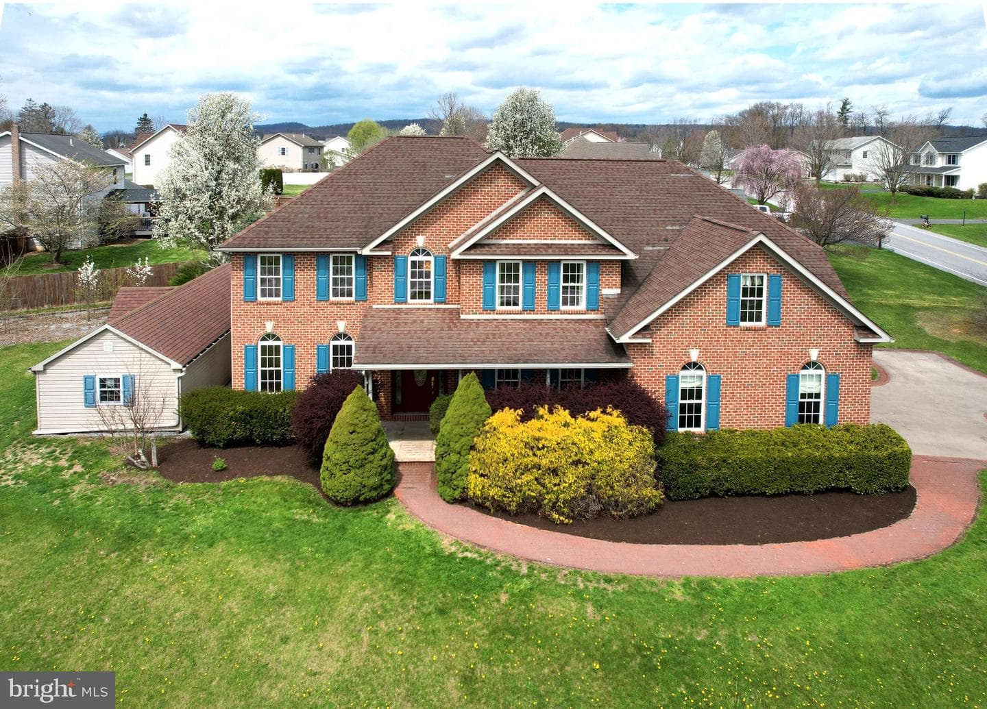 155 Lorinda Lane photo 2