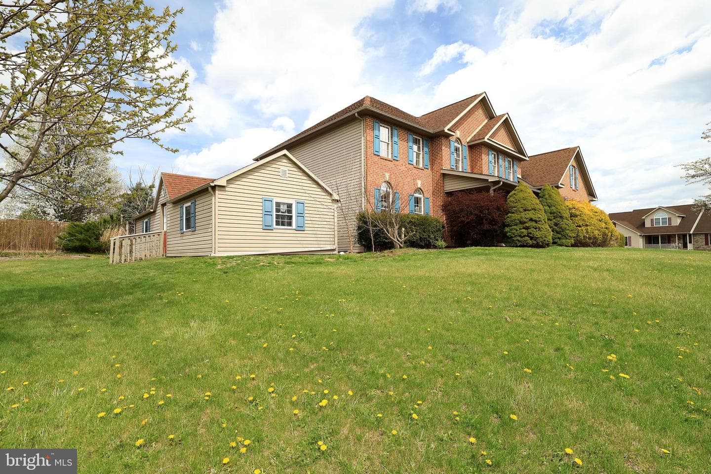 155 Lorinda Lane photo 4