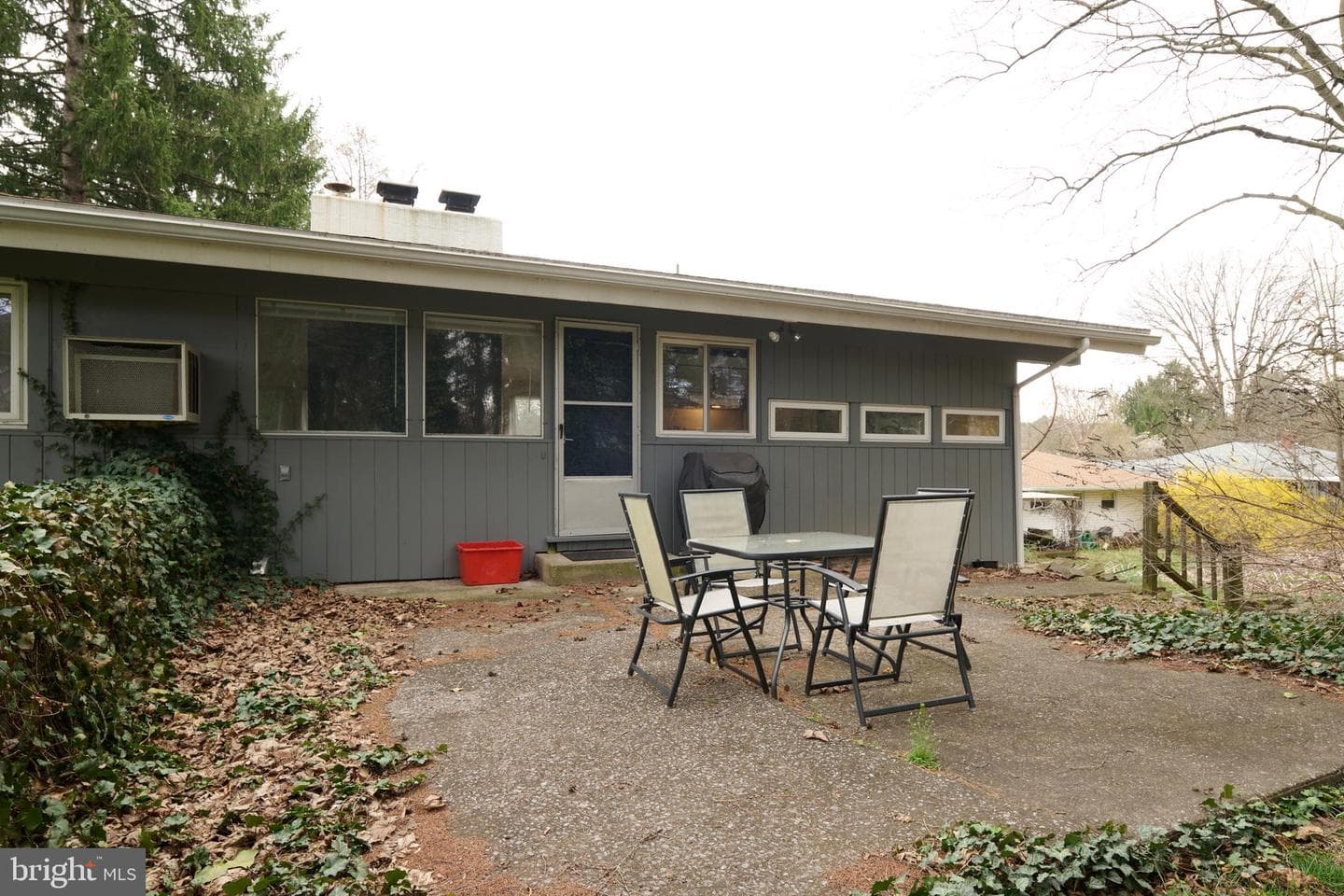 327 Fry Drive photo 46