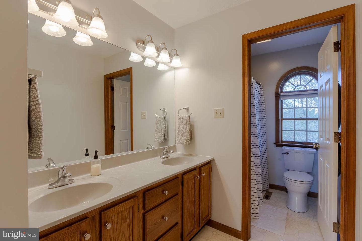 1743 James Avenue photo 24