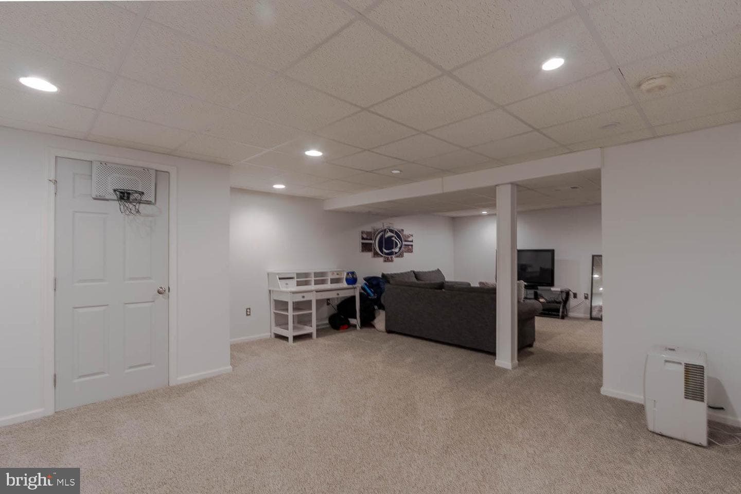 1743 James Avenue photo 33