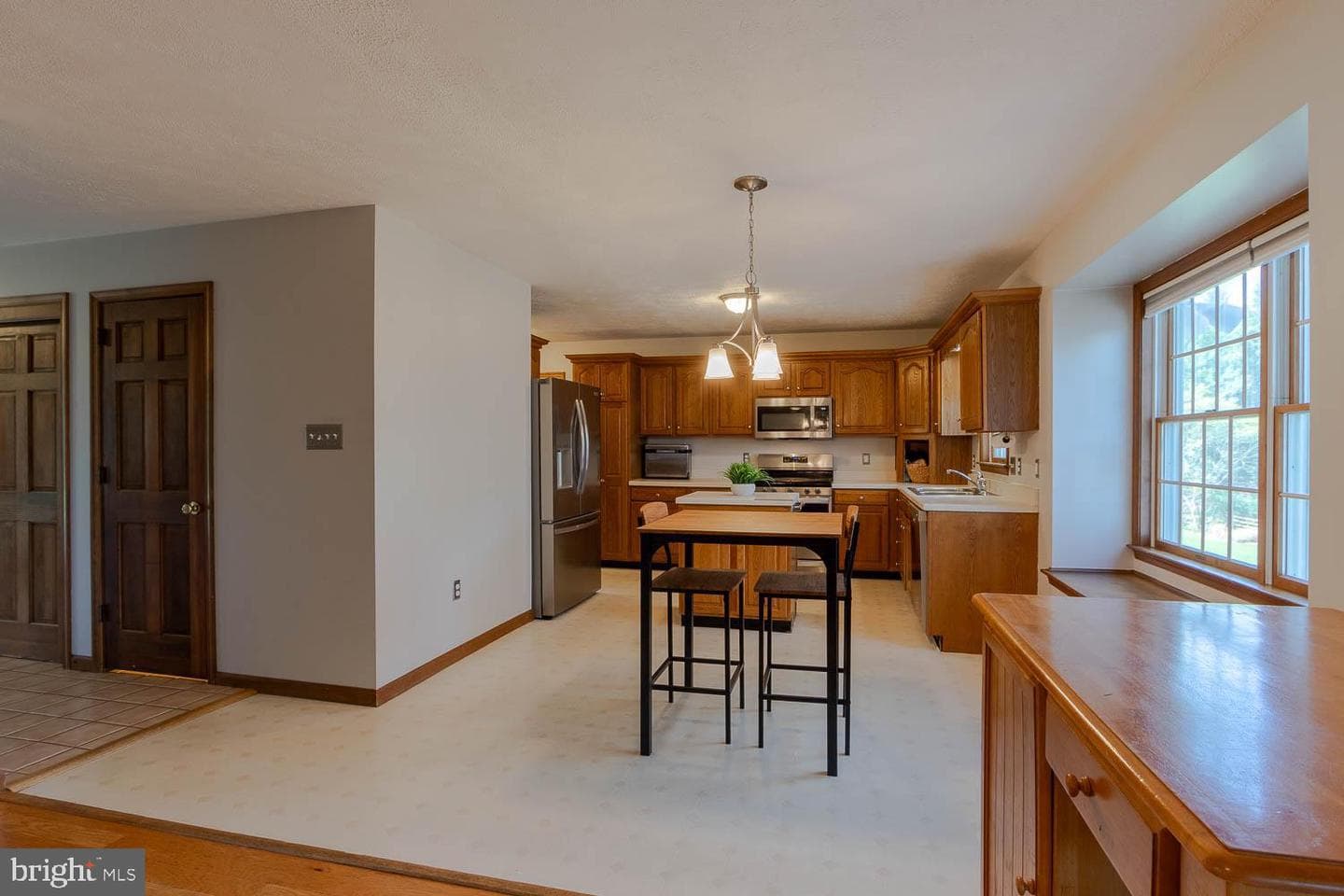 1743 James Avenue photo 9