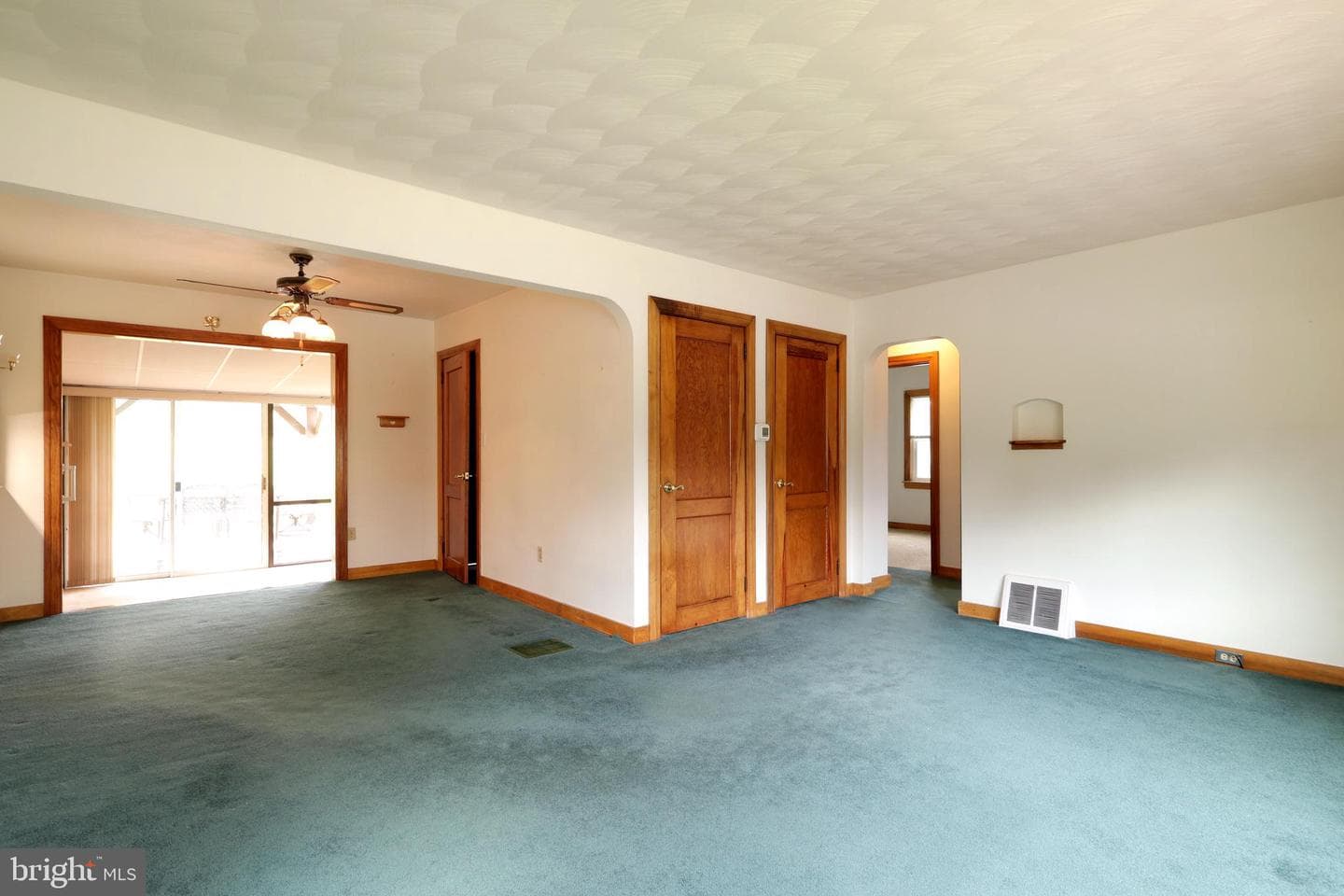 1811 E Branch Road photo 9