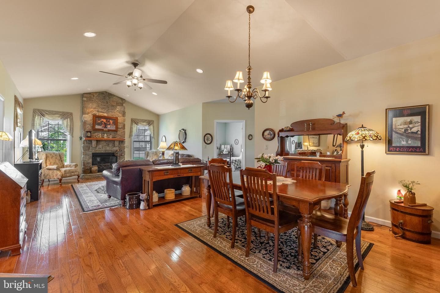 169 Quarry Street photo 4