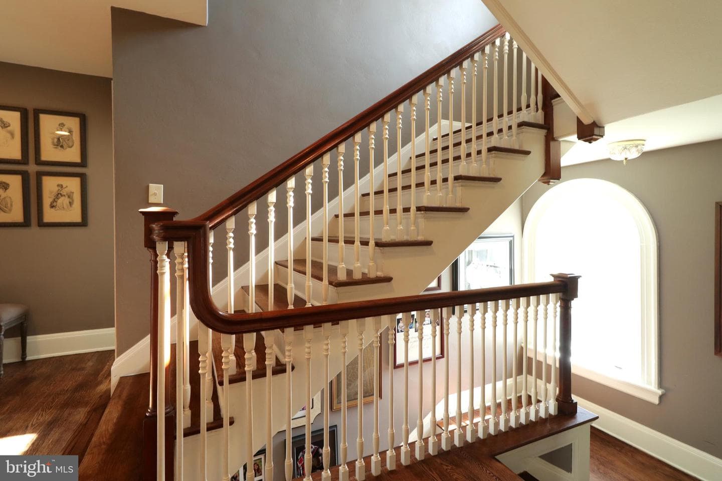 234 W Fairmount Avenue photo 45