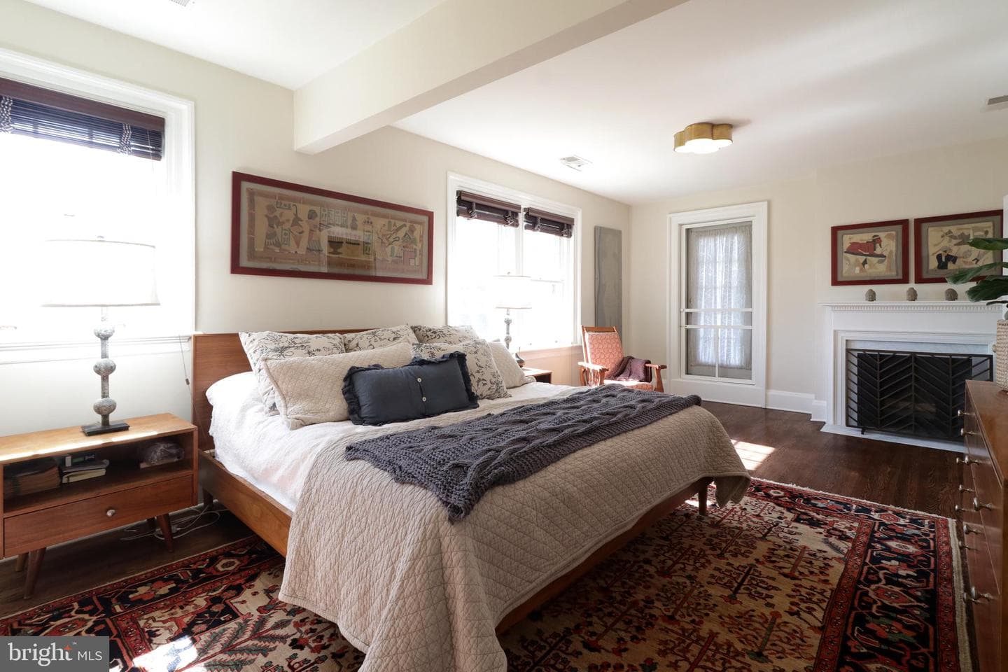 234 W Fairmount Avenue photo 46