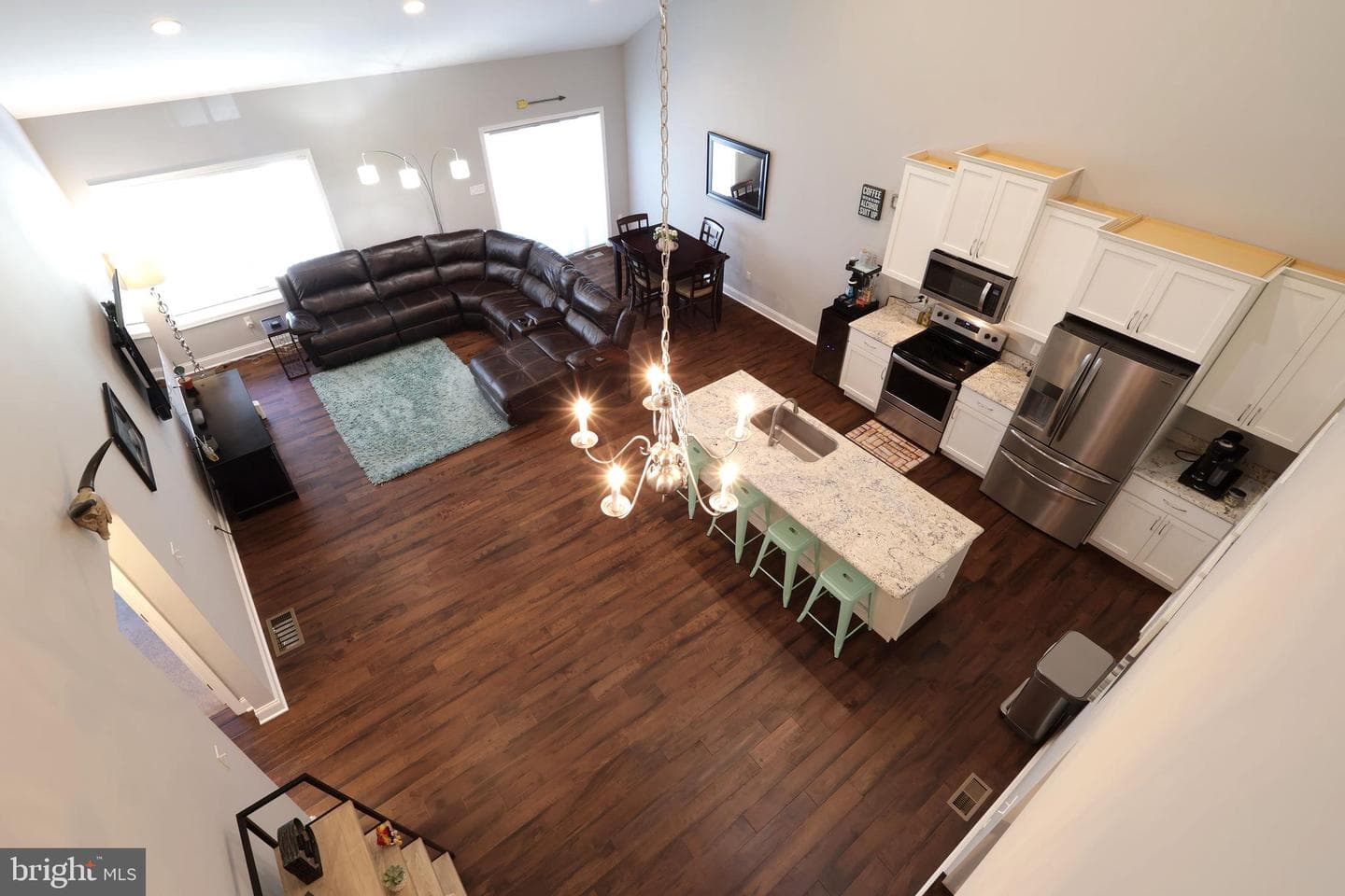 113 Aeropointe Lane photo 38