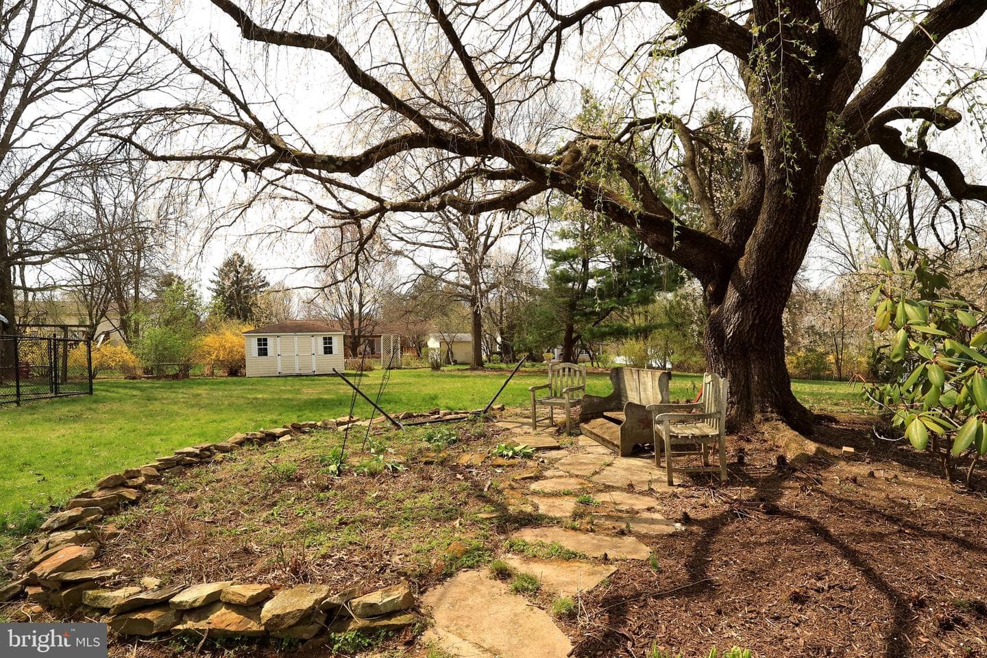 915 Bayberry Drive photo 41
