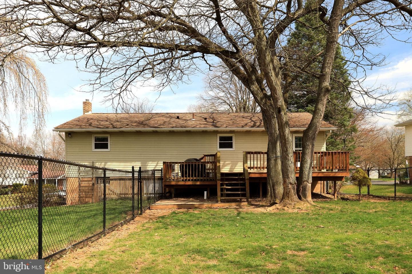 915 Bayberry Drive photo 45