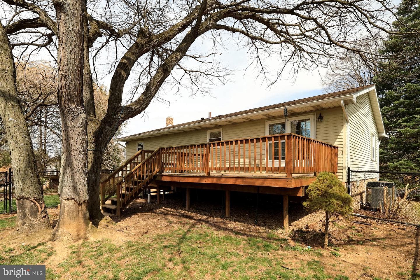 915 Bayberry Drive photo 46