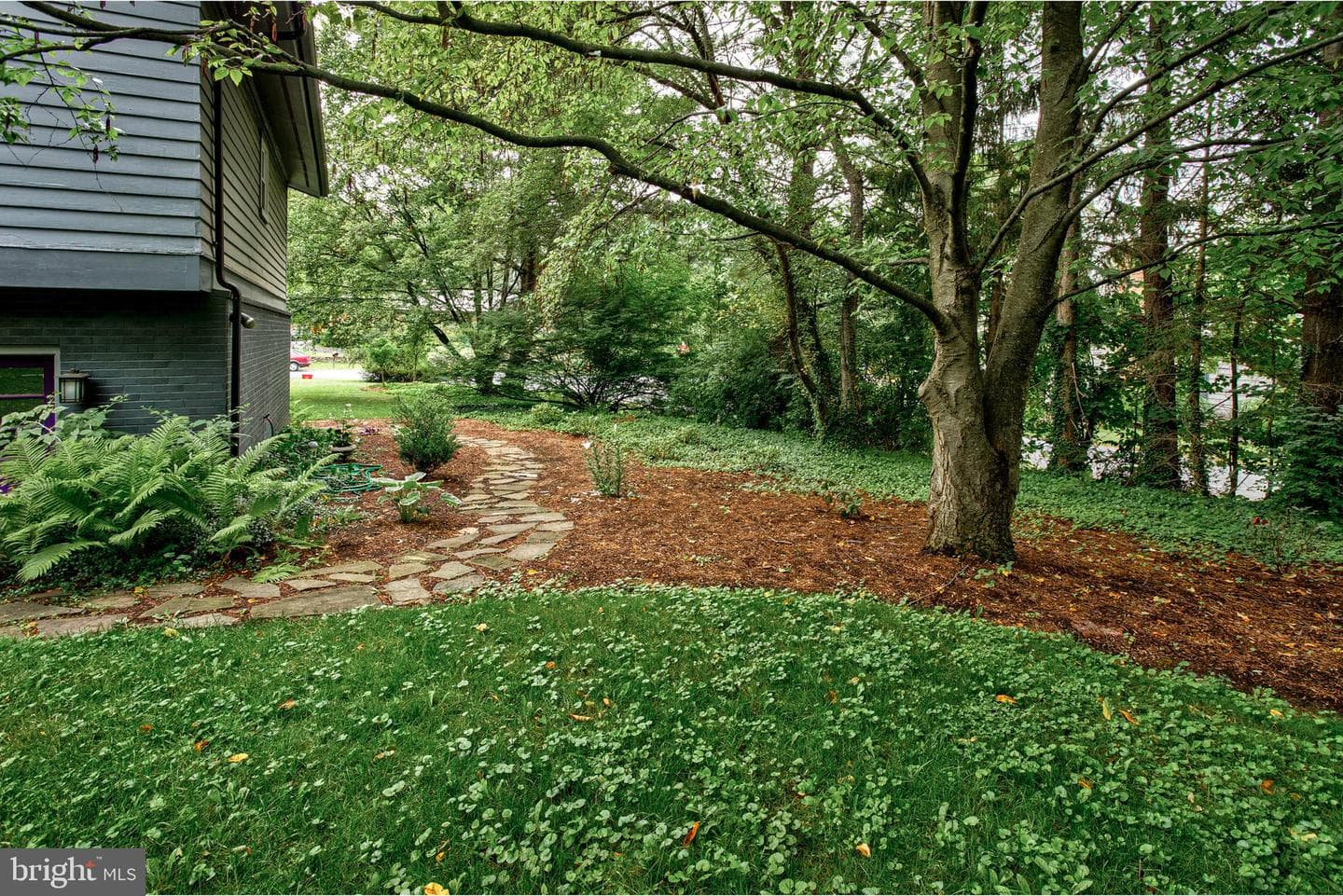 940 Outer Drive photo 35