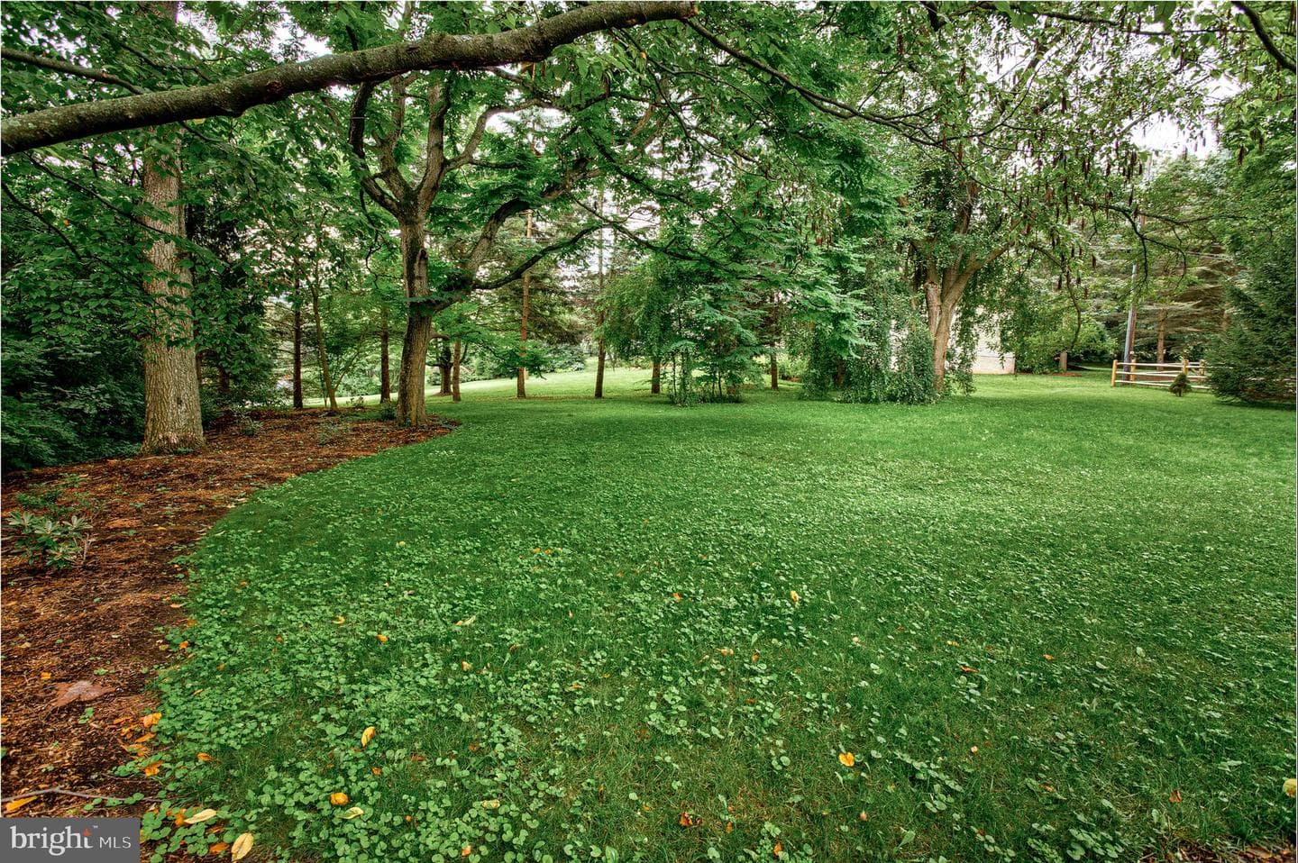 940 Outer Drive photo 36