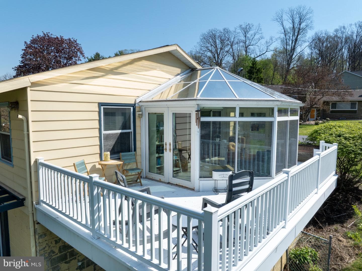 400 Matilda Avenue photo 38