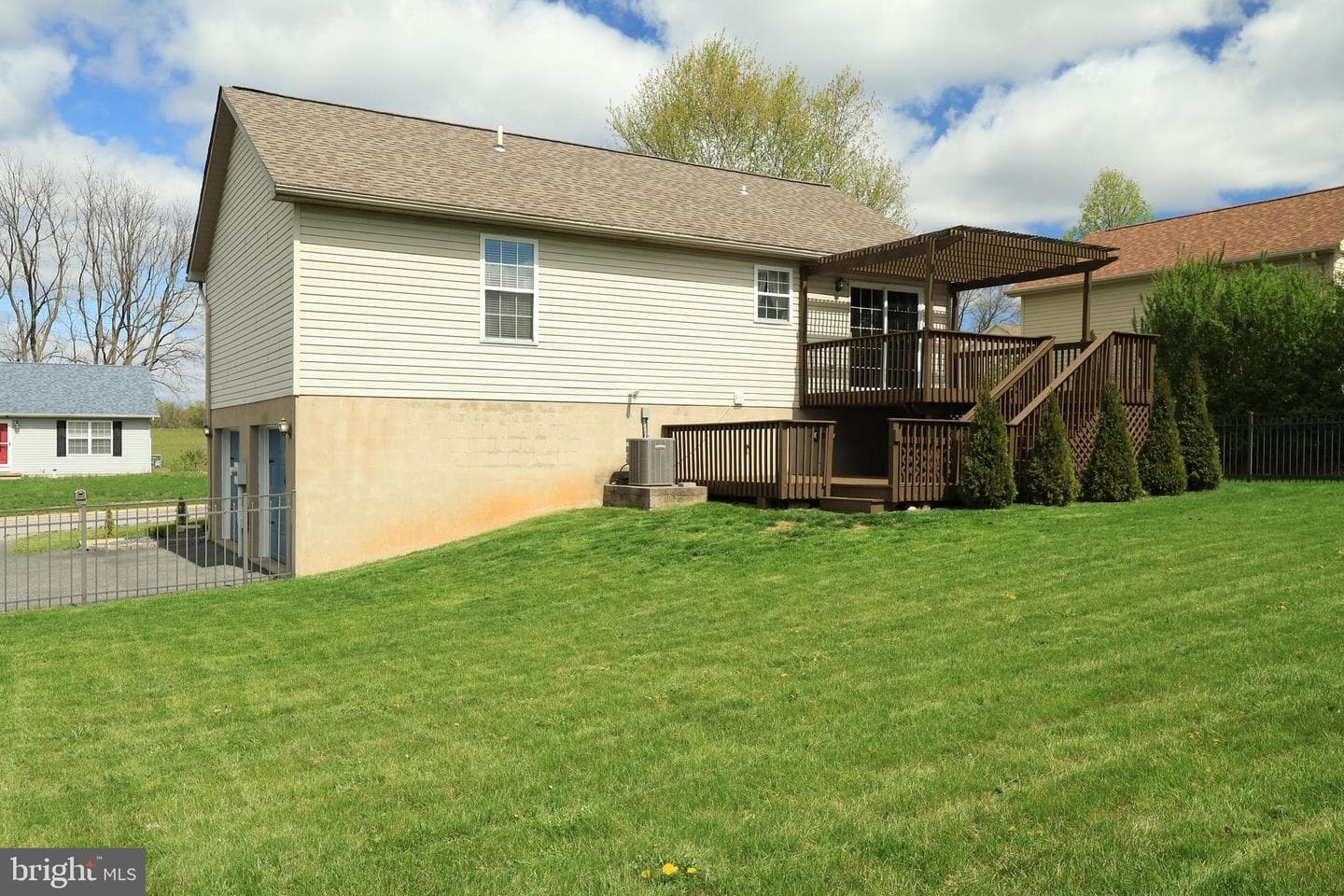 133 Steeplechase Drive photo 39