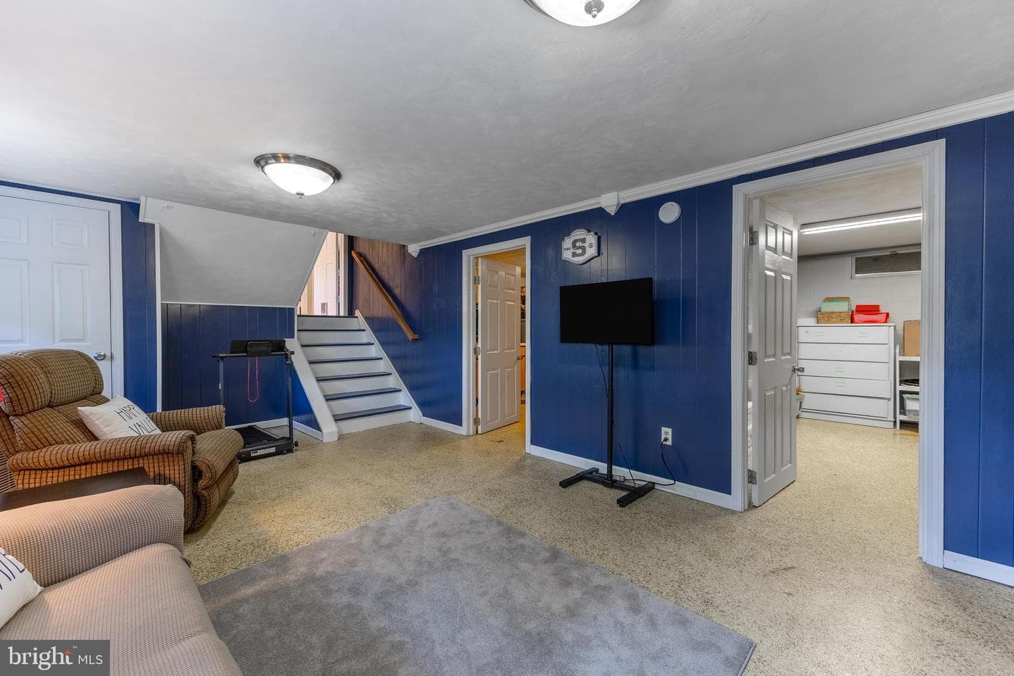 679 Devonshire Drive photo 43