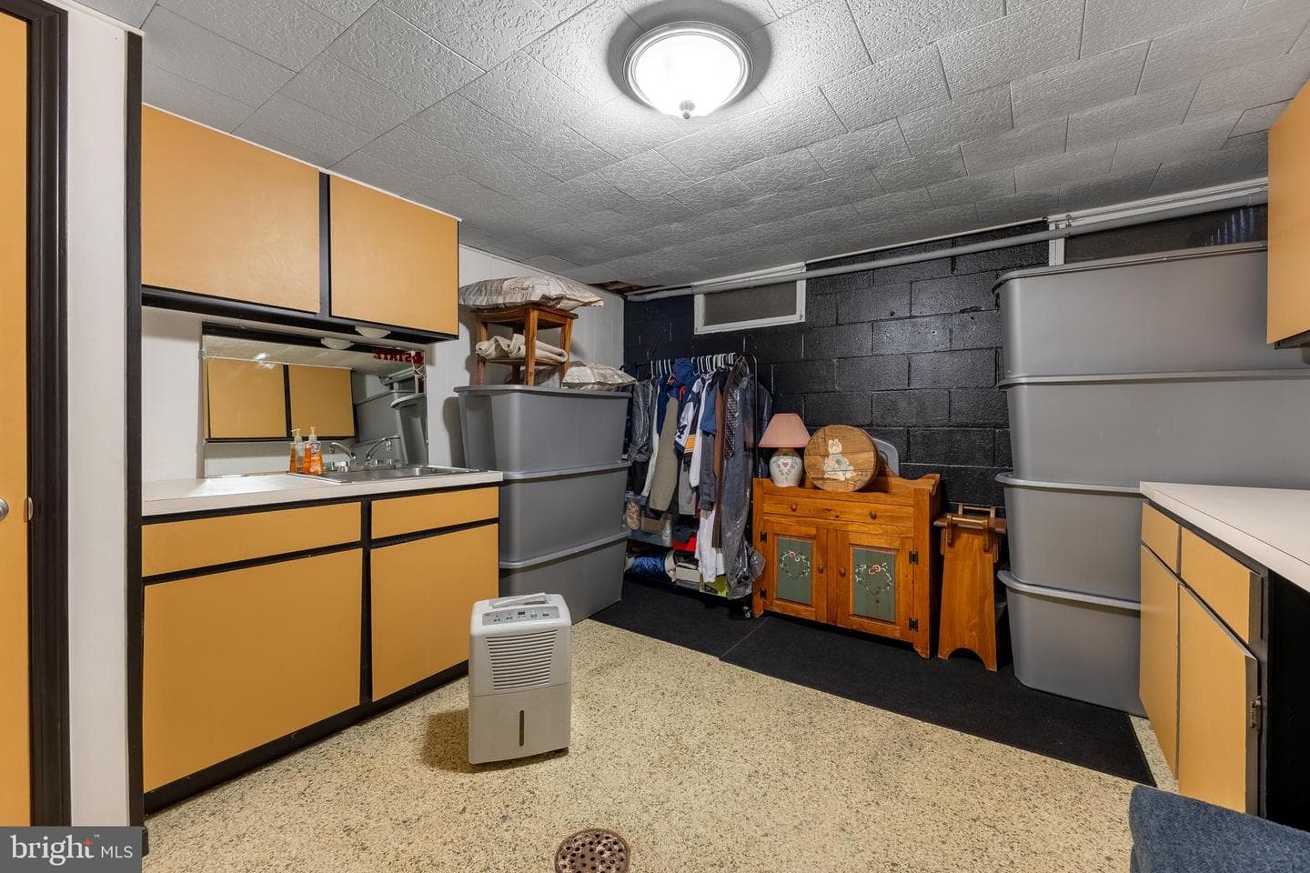 679 Devonshire Drive photo 46