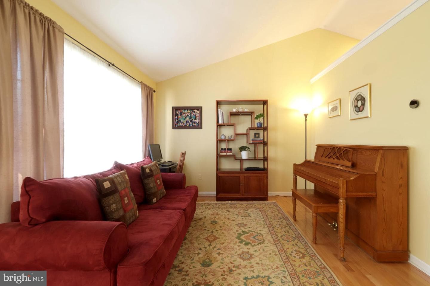 782 Tanager Drive photo 8