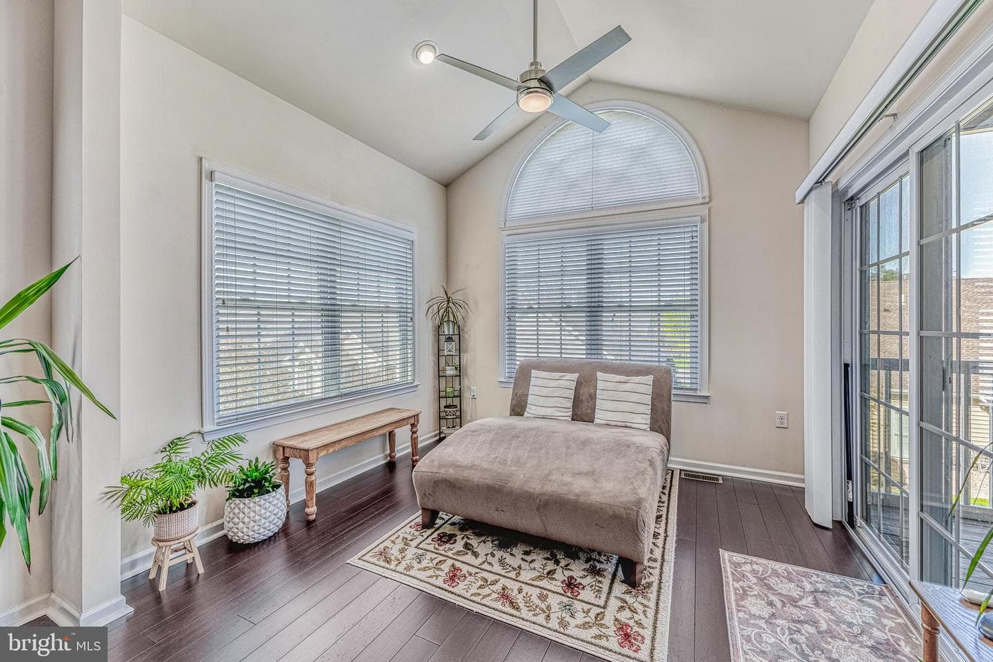 346 Beacon Circle photo 16