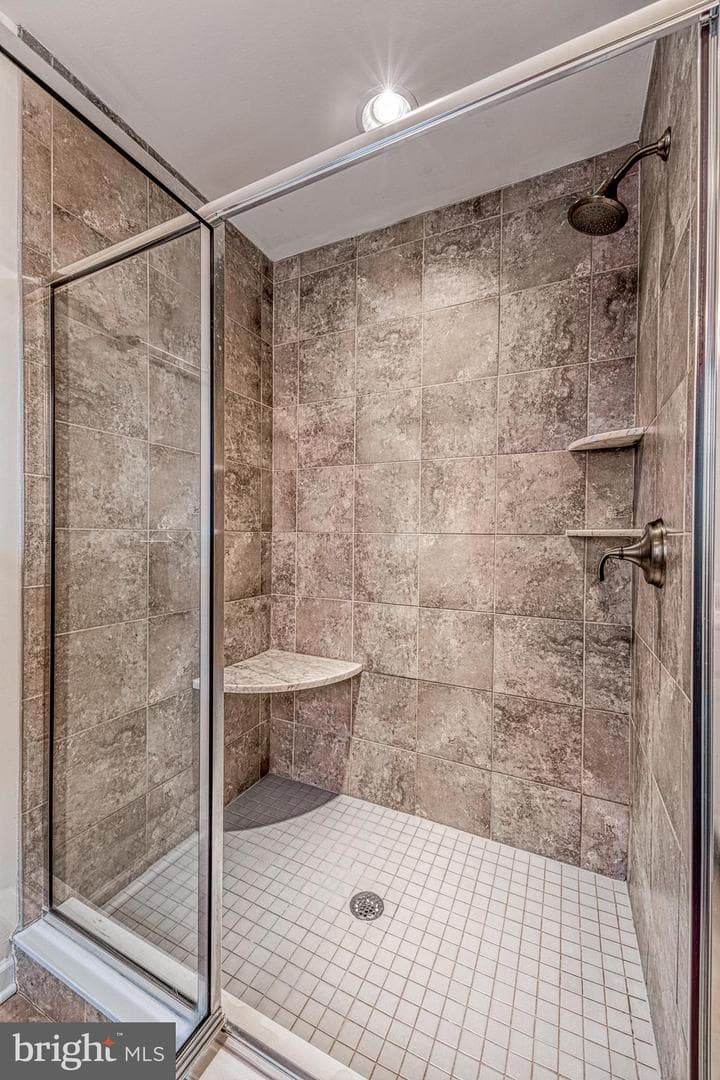346 Beacon Circle photo 22