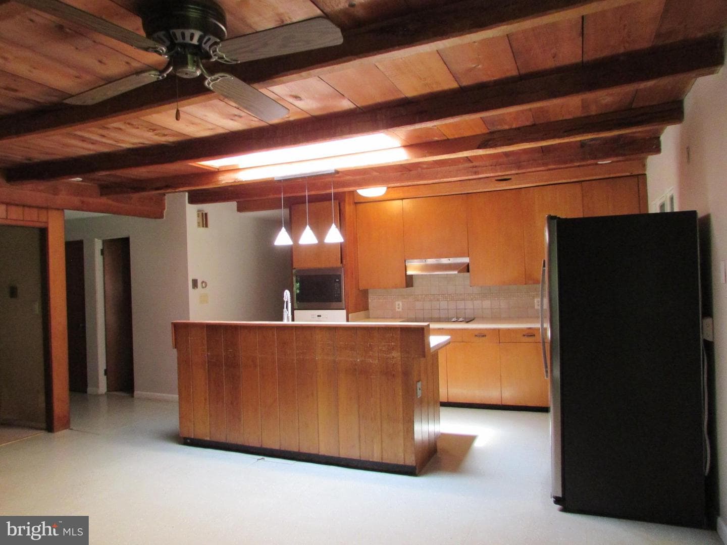 200 Tall Oaks Drive photo 11