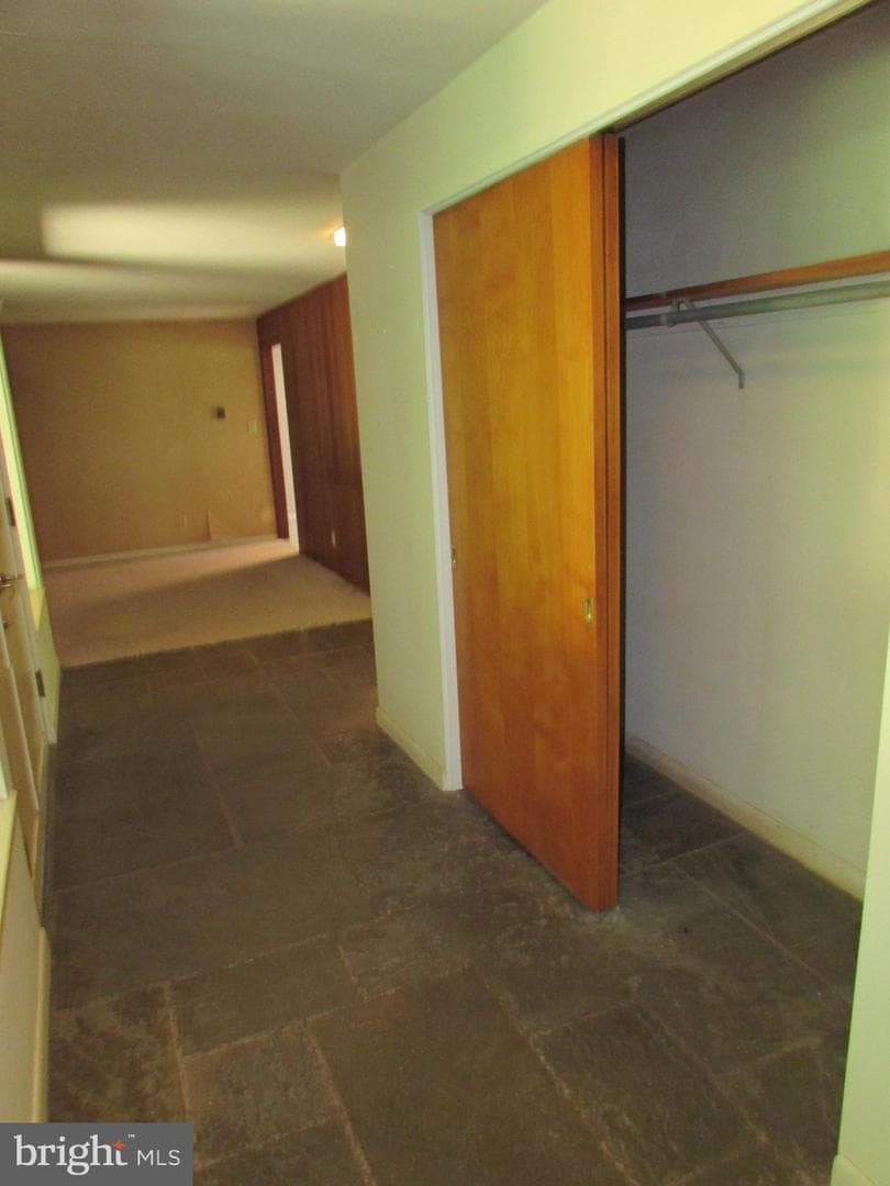 200 Tall Oaks Drive photo 24