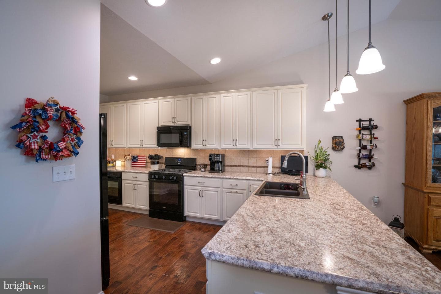 198 Rosewood Cove photo 16