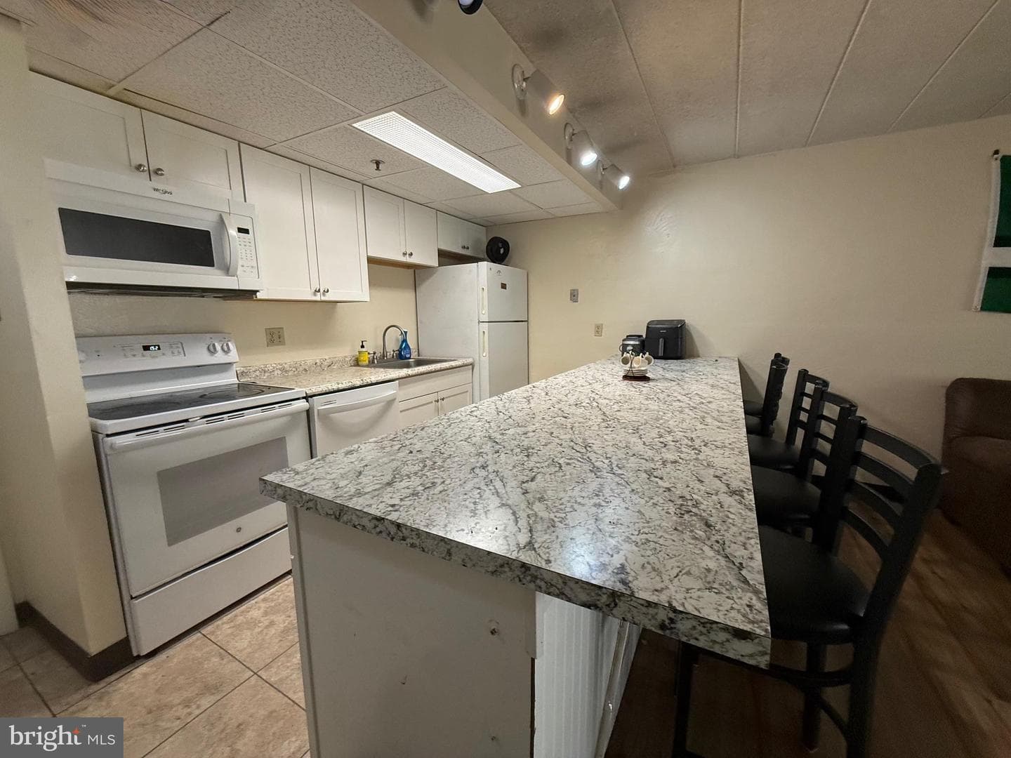 616 E College Avenue #305 photo 8