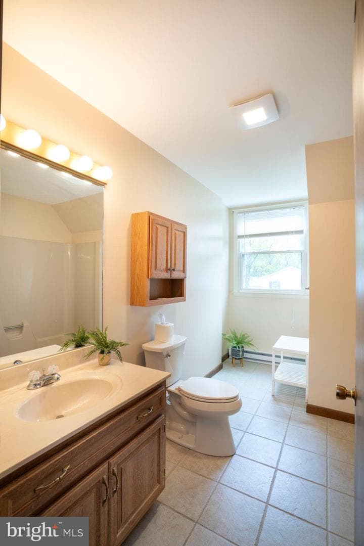 424 Canterbury Drive photo 32