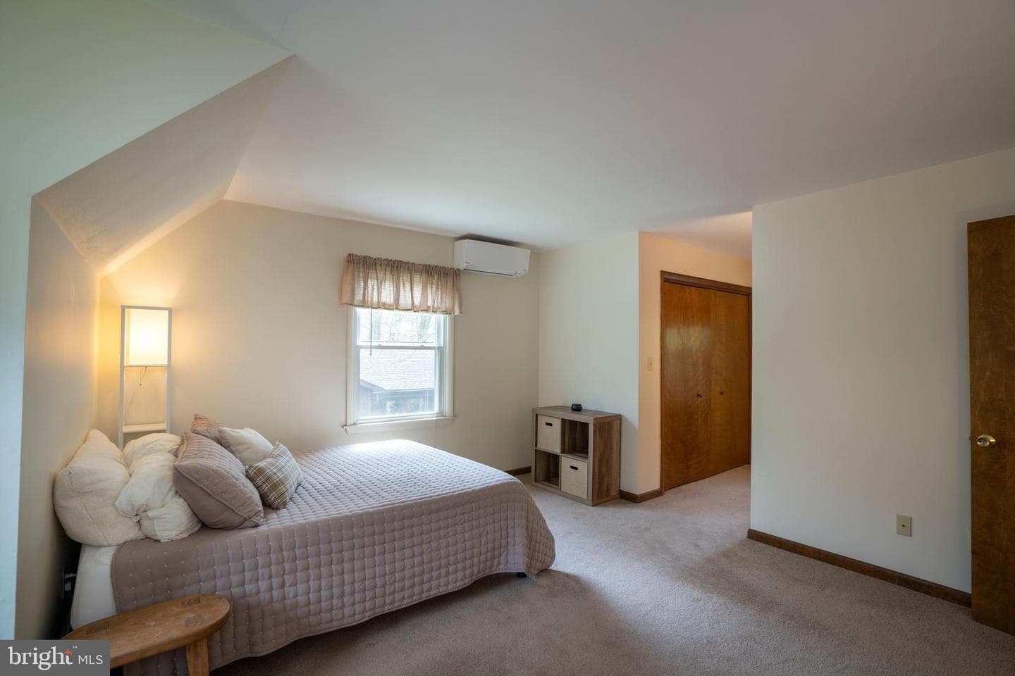 424 Canterbury Drive photo 34