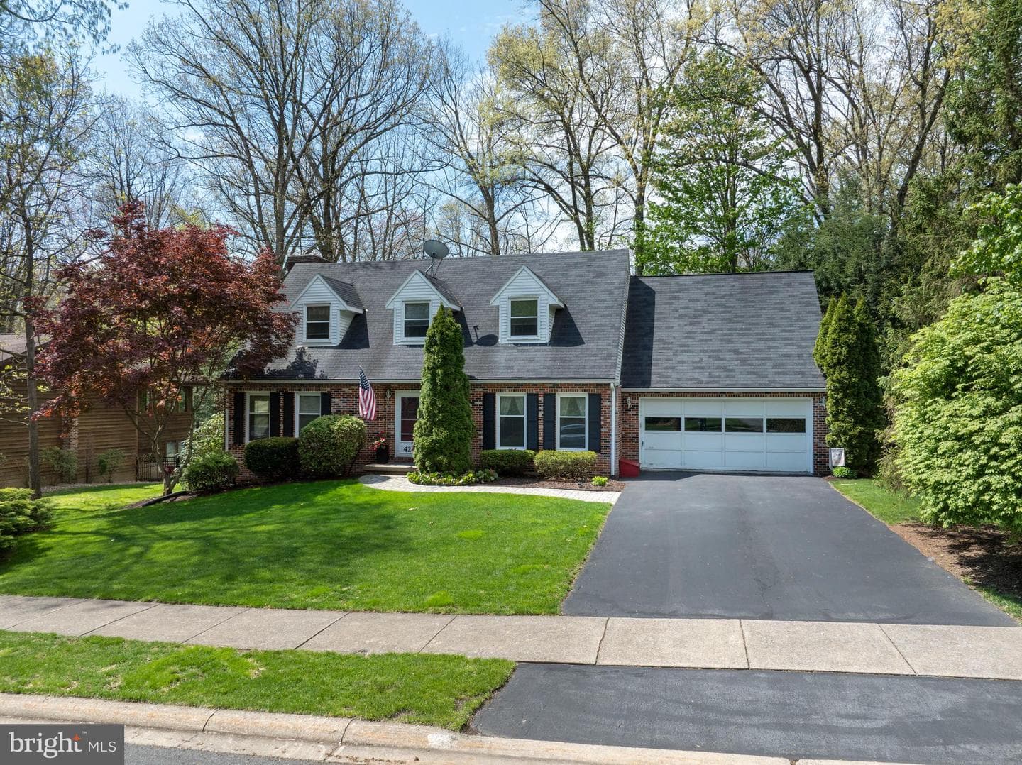 424 Canterbury Drive photo 9