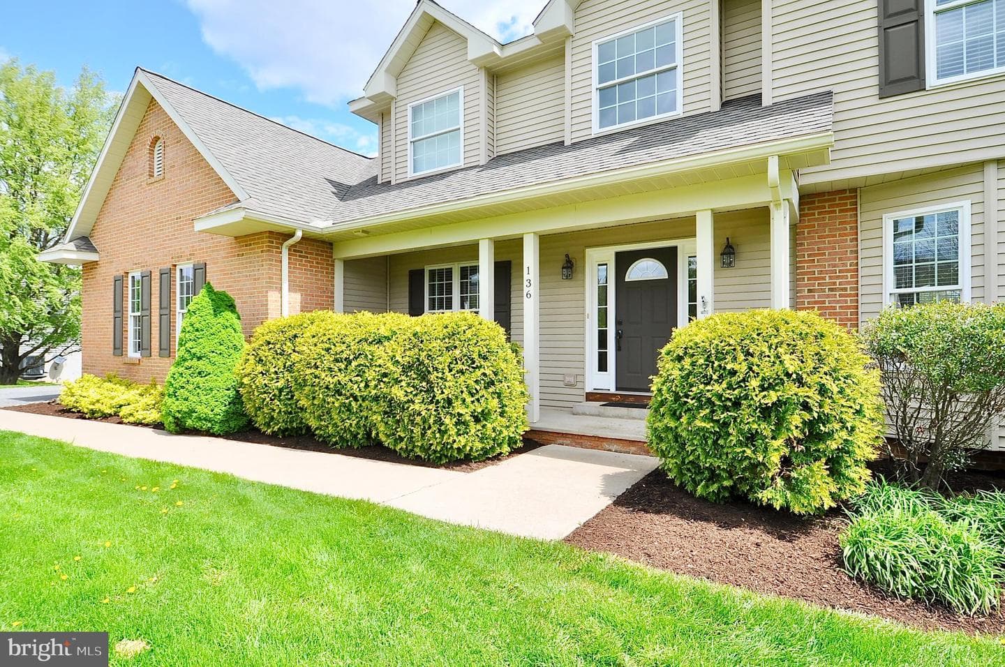 136 Ashford Manor Drive photo 4